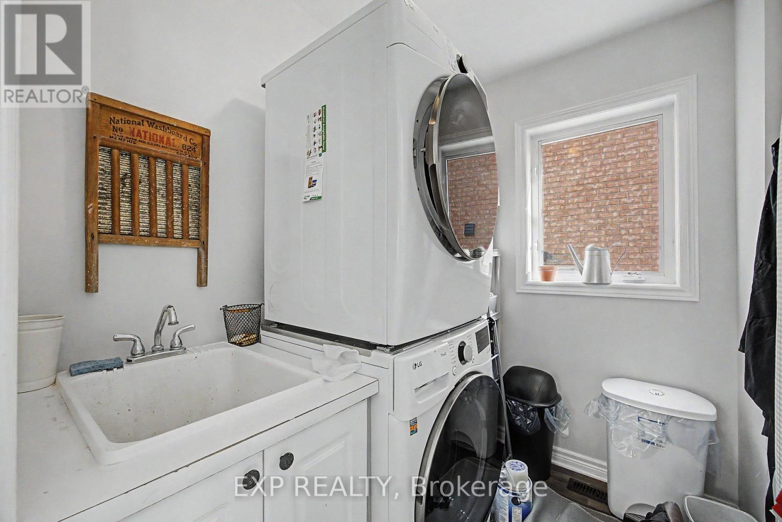 379 GROVEHILL ROAD - 12