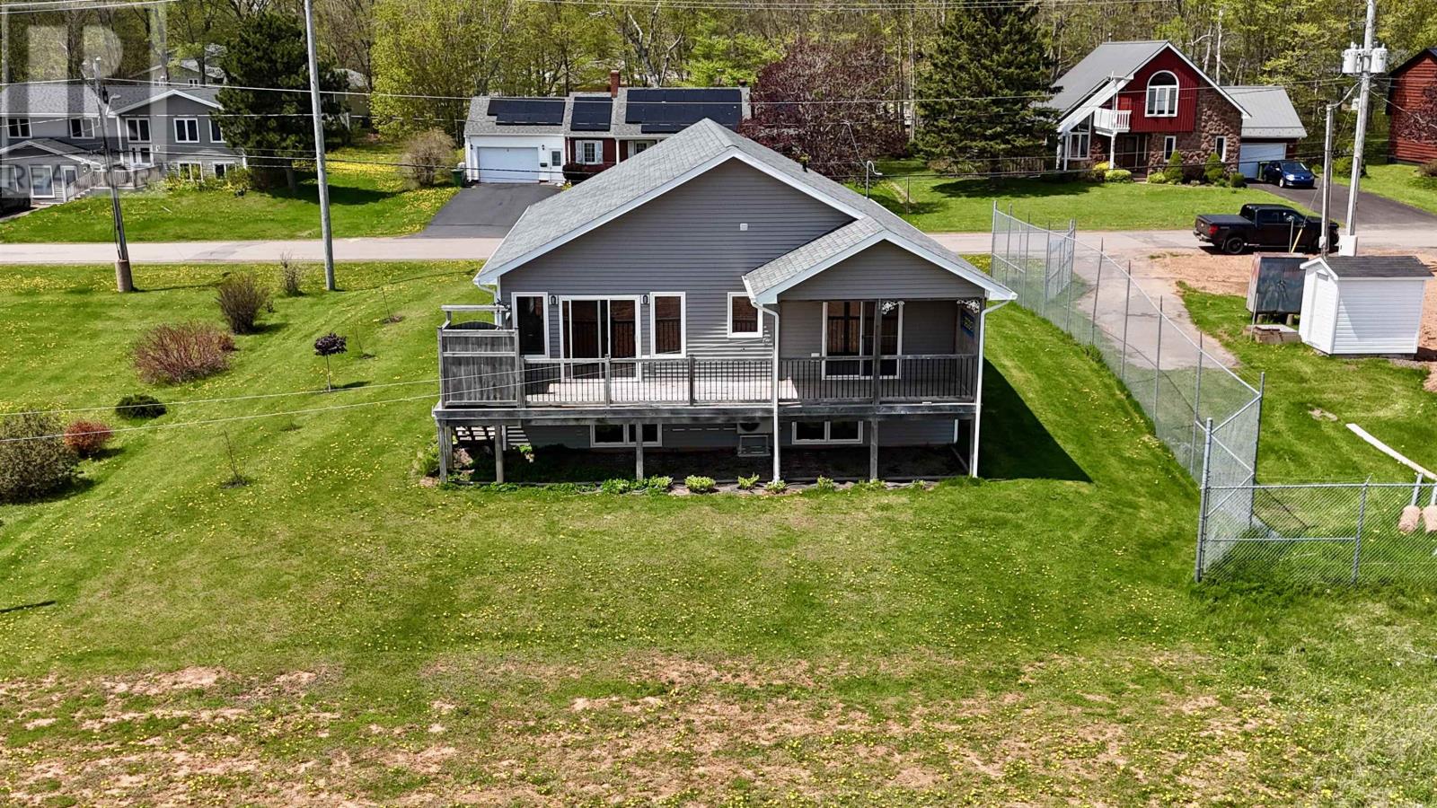 275 Greenwood Drive - 4