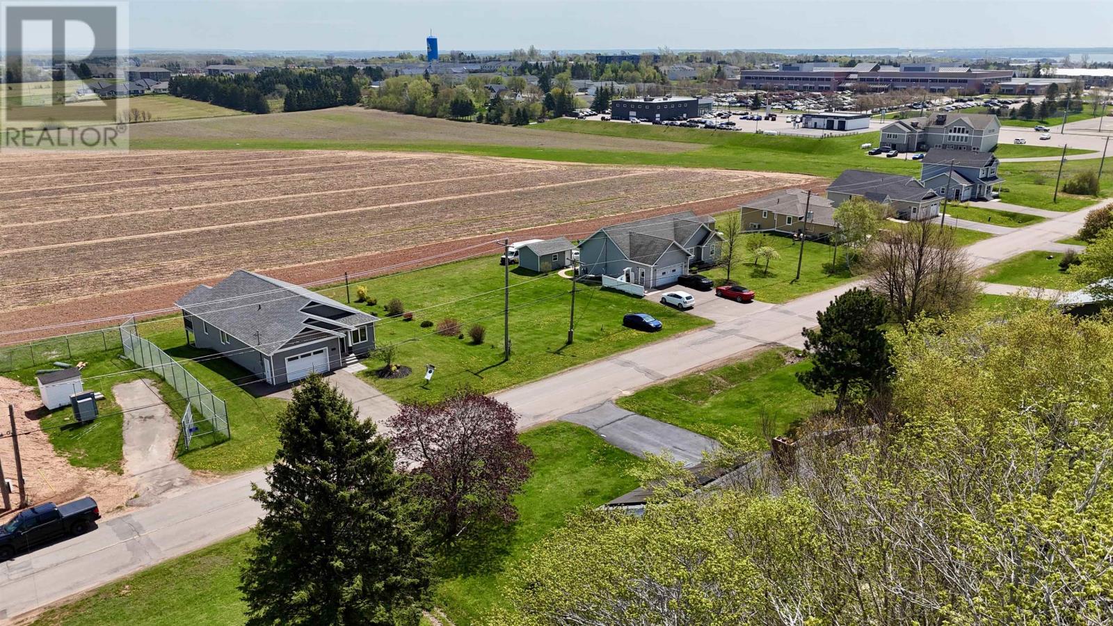 275 Greenwood Drive - 44