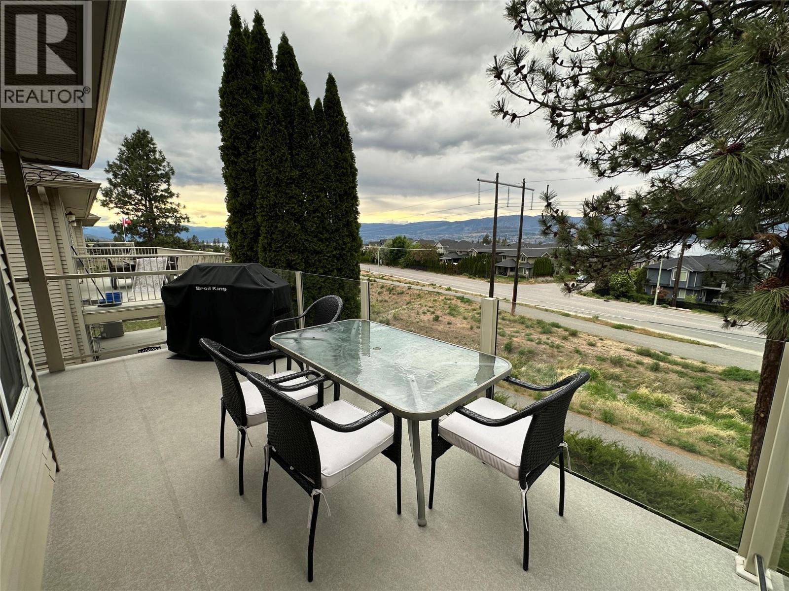 662 South Crest Drive, Kelowna
