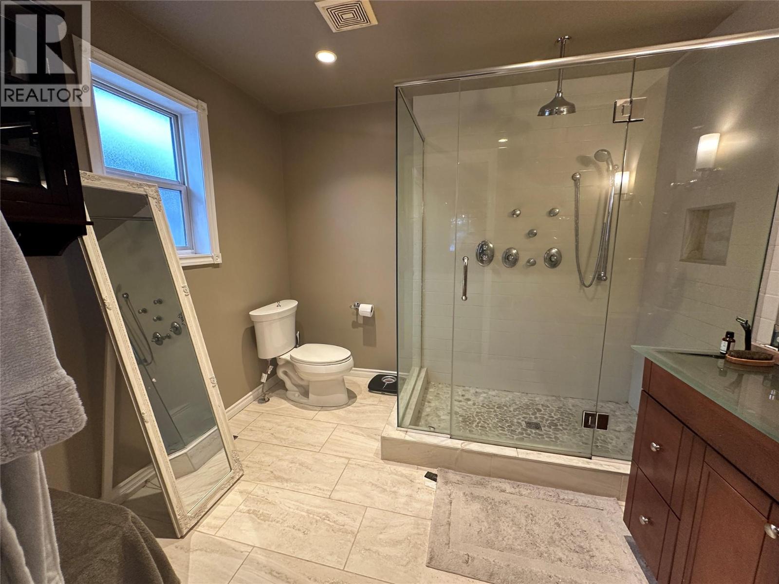 662 South Crest Drive, Kelowna