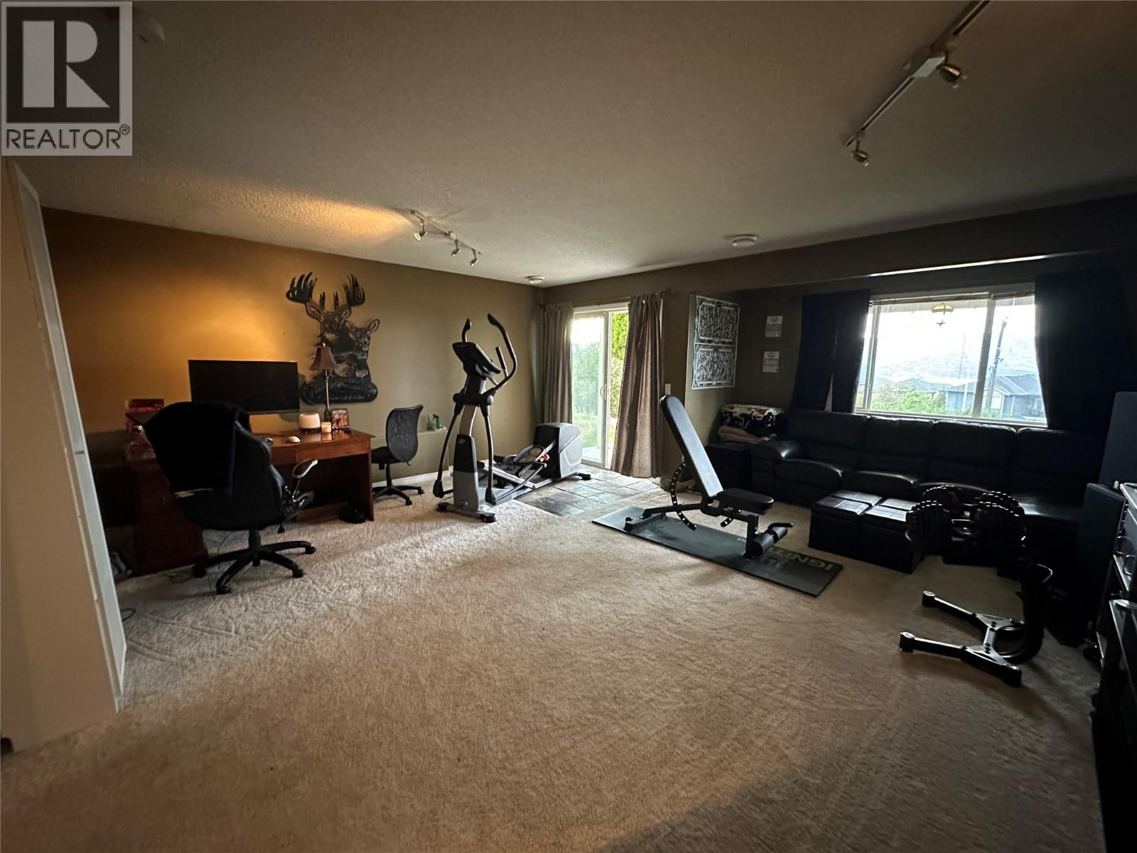 662 South Crest Drive, Kelowna