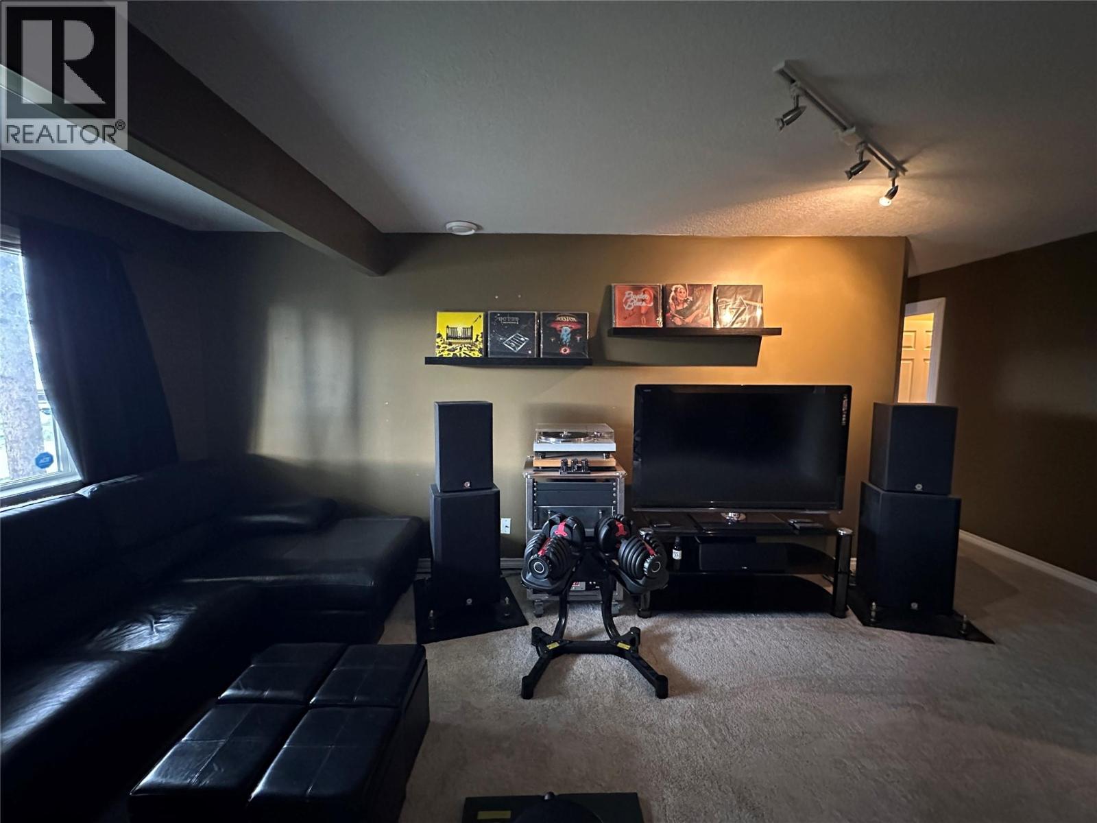 662 South Crest Drive, Kelowna