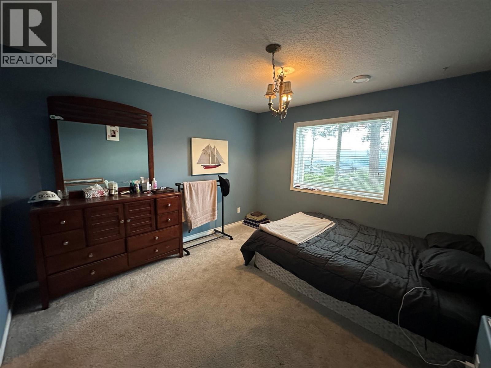 662 South Crest Drive - 37