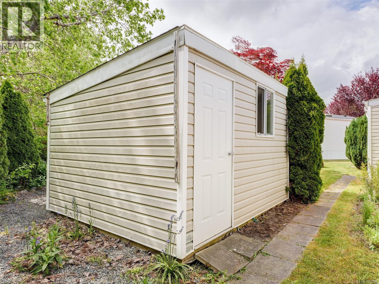 #20 7401 Central Saanich Rd - 15