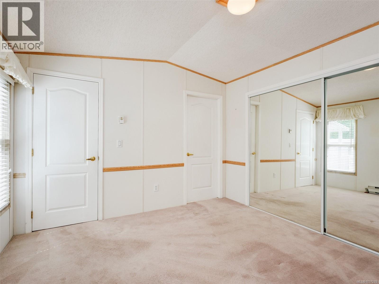 #20 7401 Central Saanich Rd - 24