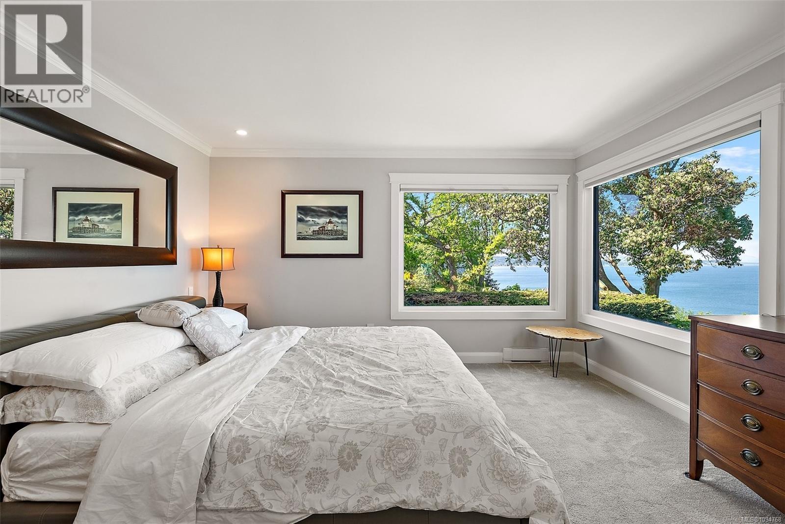  4561 Bissenden Place, Saanich