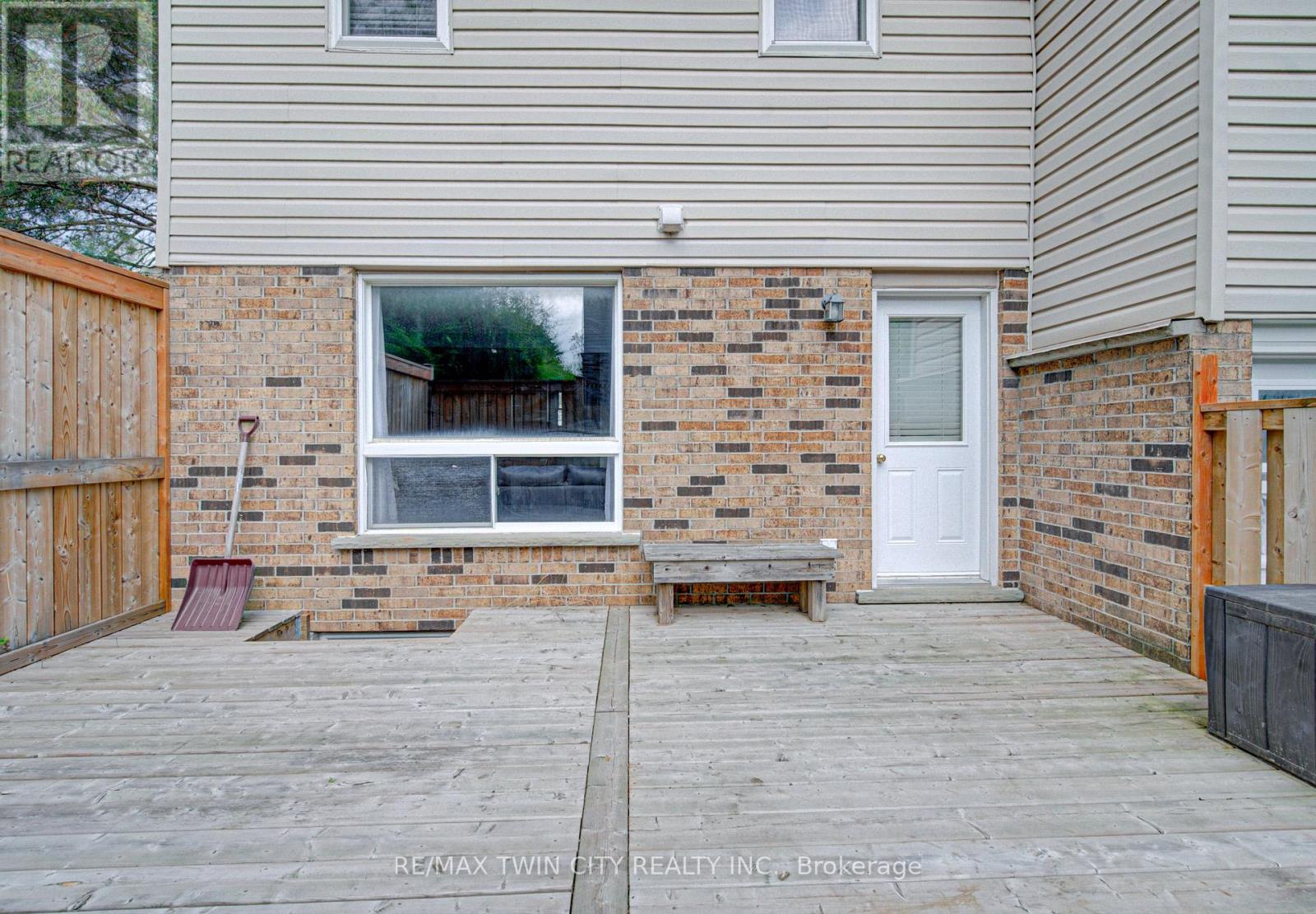 #26 175 CEDAR STREET - 24