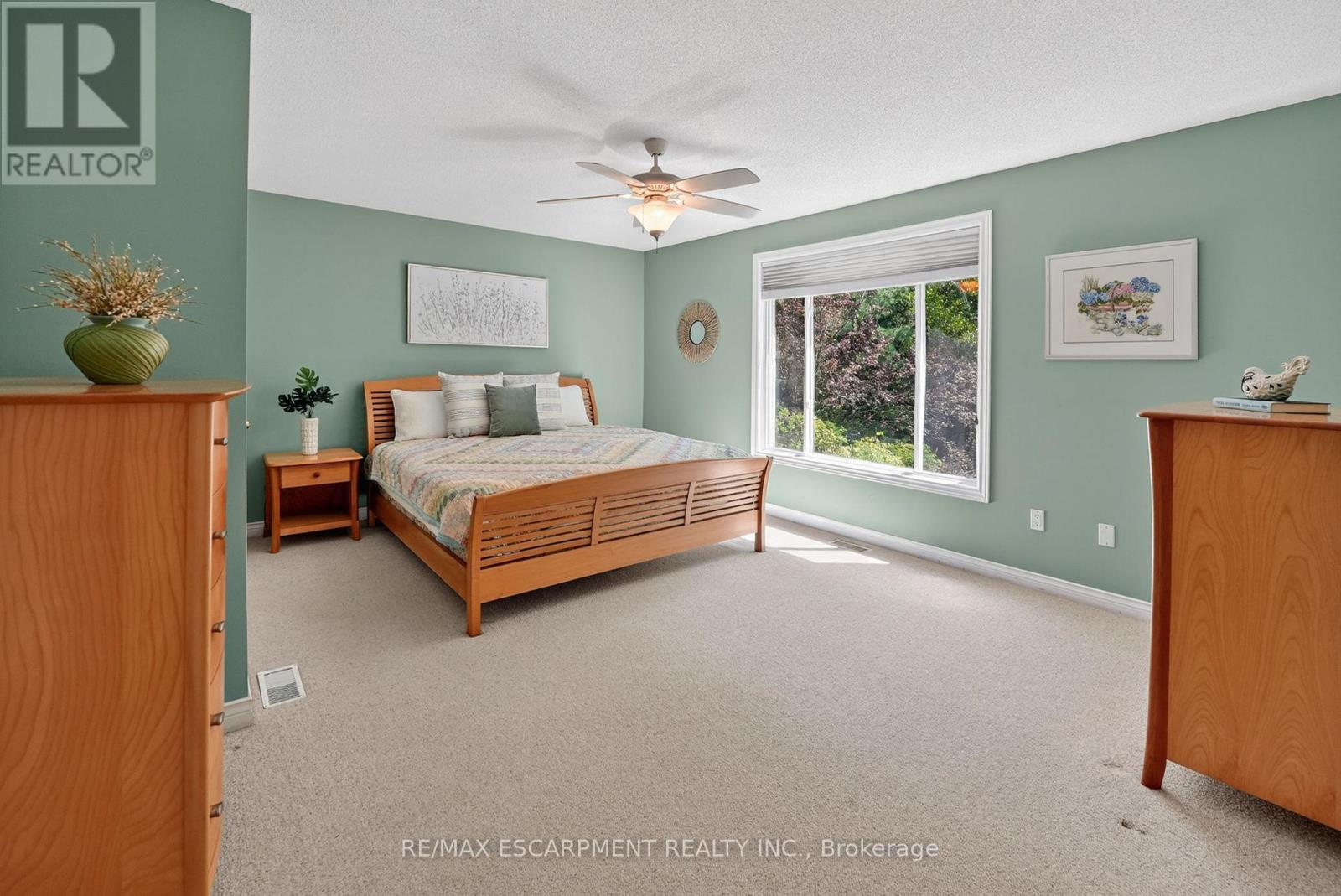 144 DORCHESTER DRIVE - 15