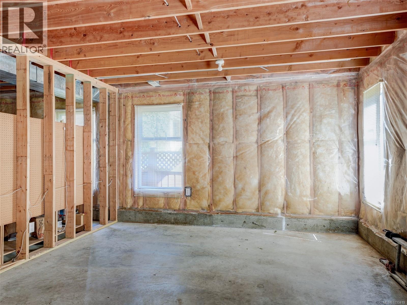 1537 Eric Rd - 22