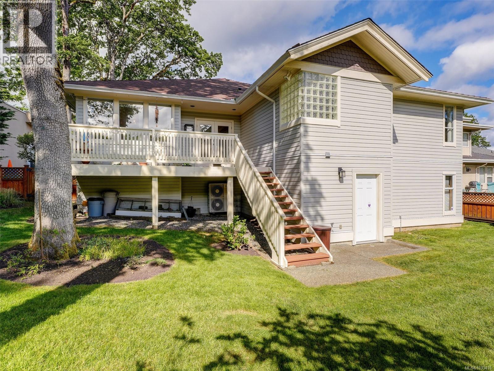 1537 Eric Rd - 24