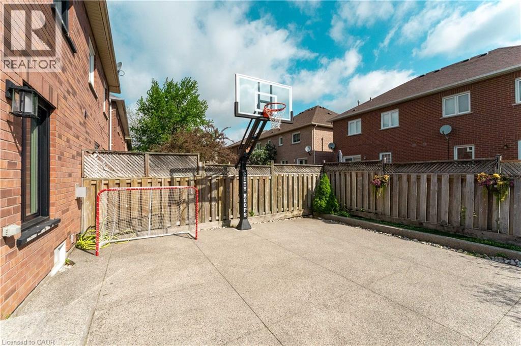 46 HARNESWORTH Crescent - 37