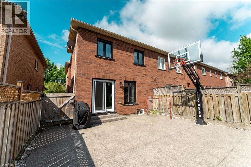 46 HARNESWORTH Crescent - 38