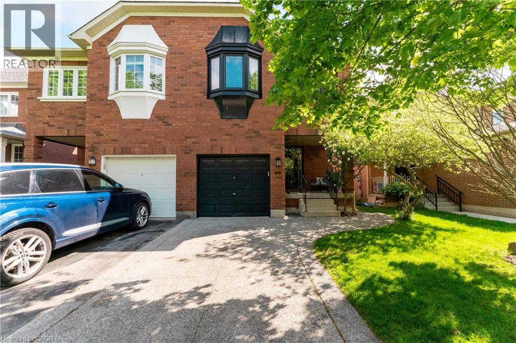 46 HARNESWORTH Crescent, Waterdown, Ontario, L0R2H6 — Photo 6