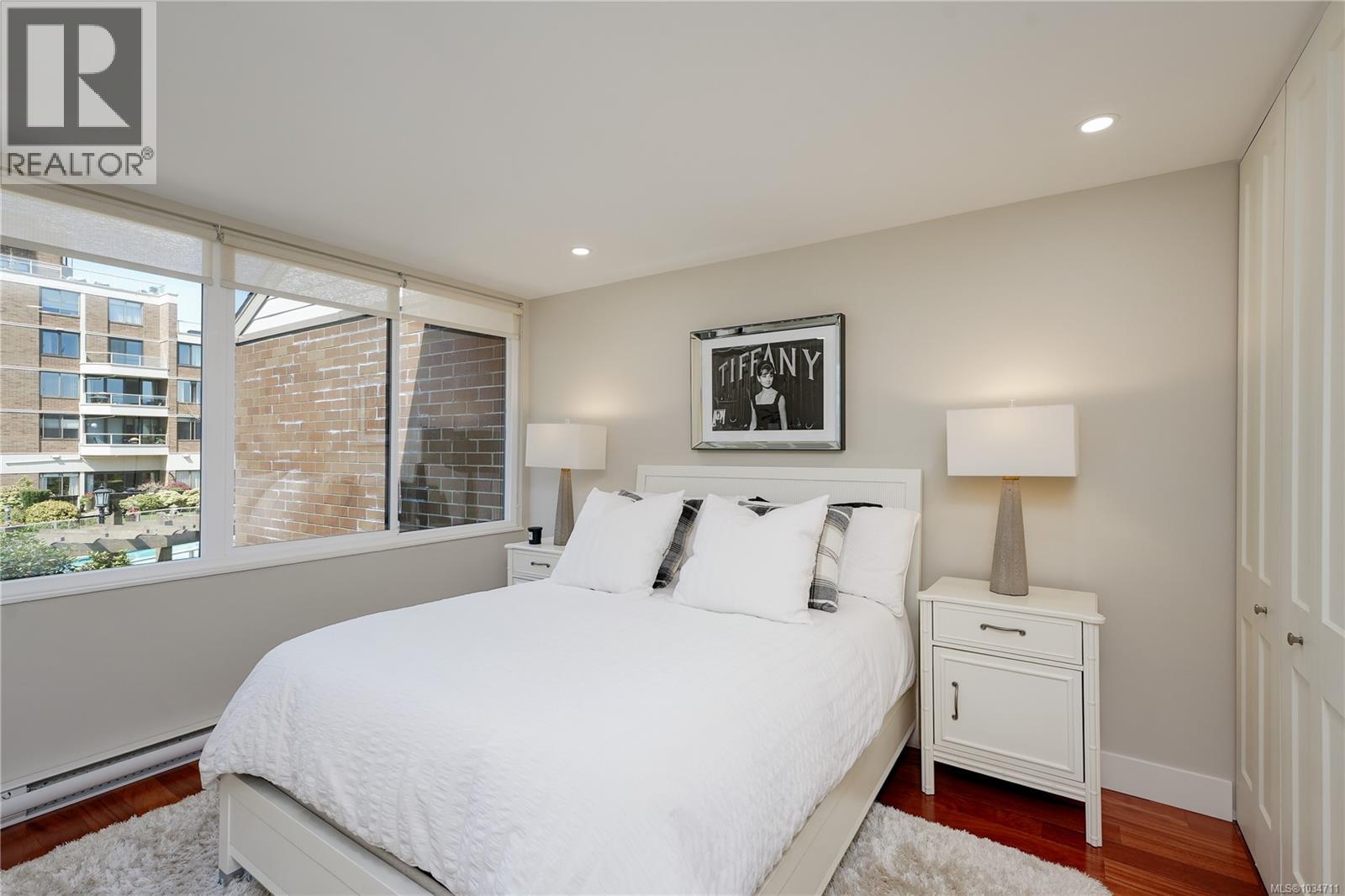 243 BELLEVILLE St, Victoria