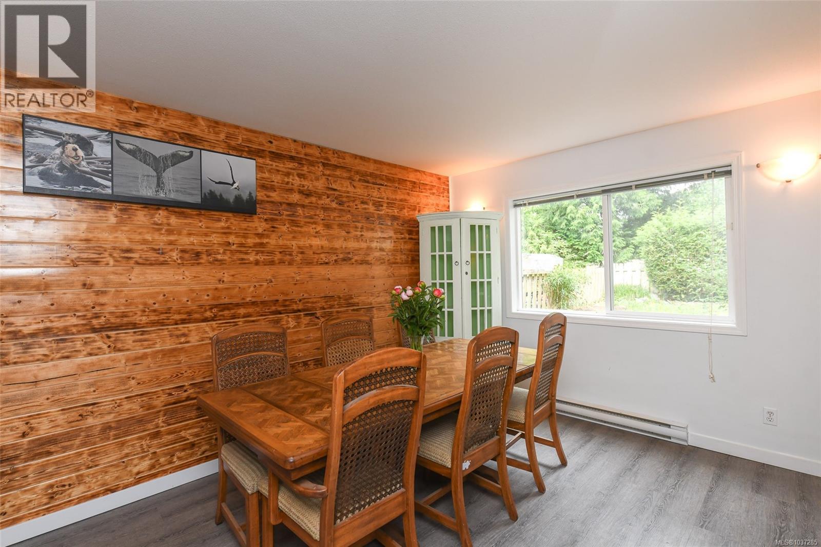 2238 Tamarack Dr, Courtenay
