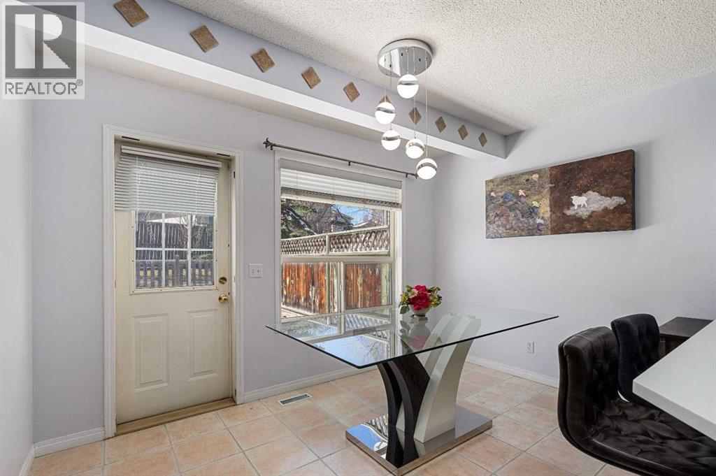 271 Citadel Meadow Grove NW - 4