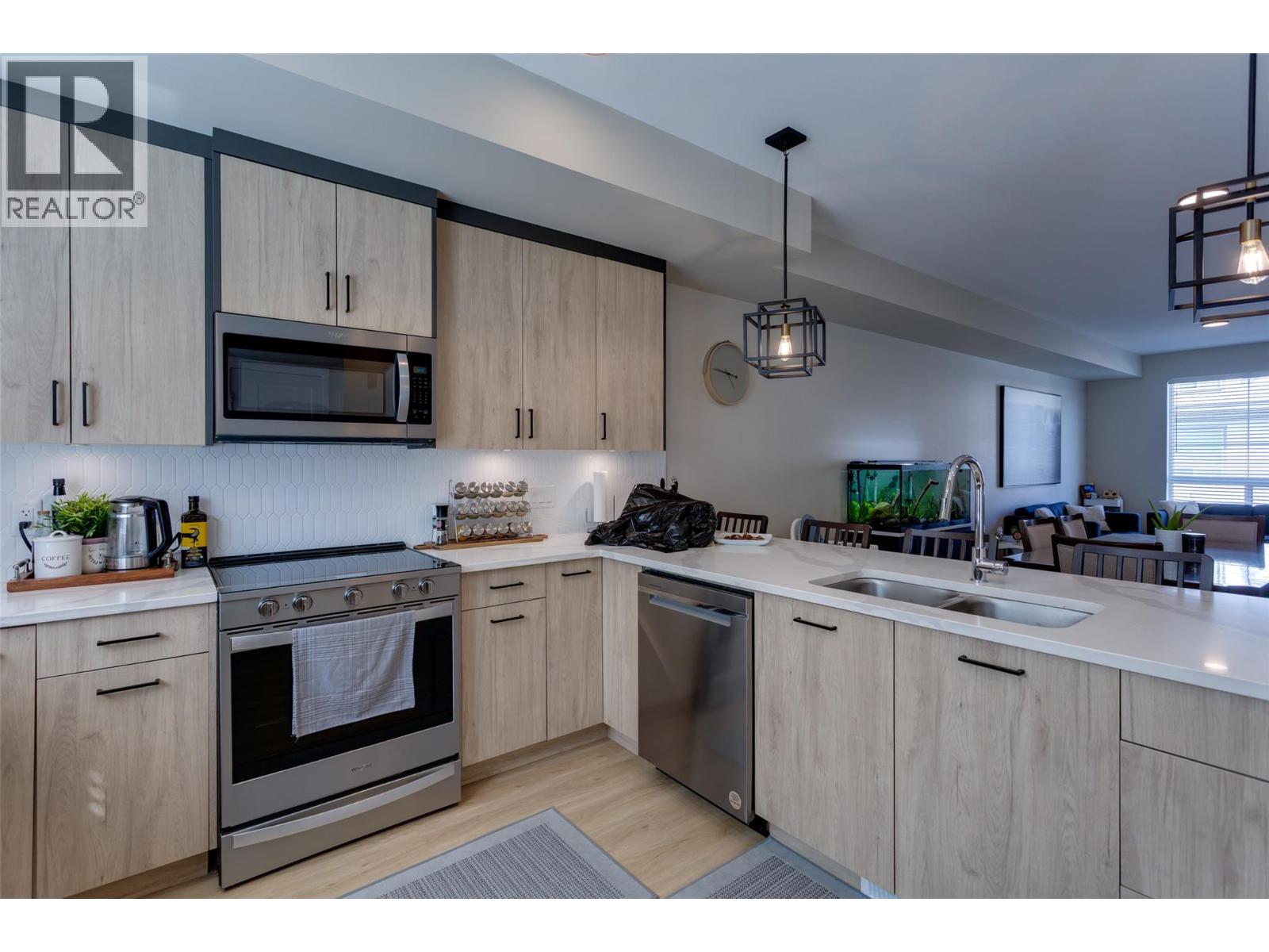#173 4025 Gellatly Road S - 7