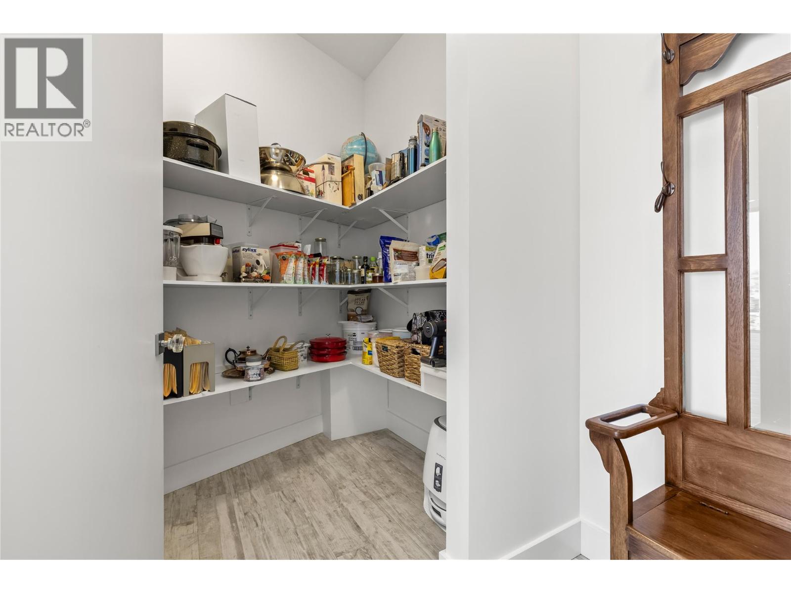 18451 Crystal Waters Road Unit# 8, Lake Country