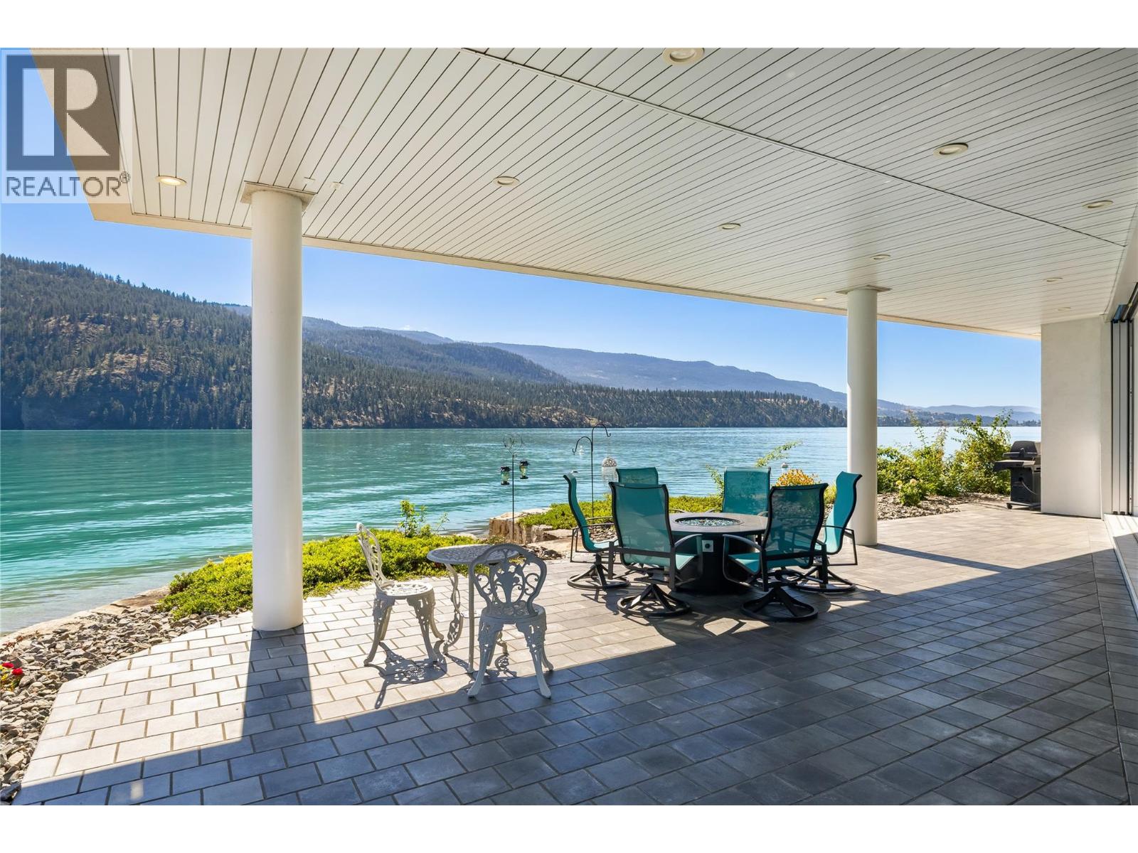 18451 Crystal Waters Road Unit# 8, Lake Country