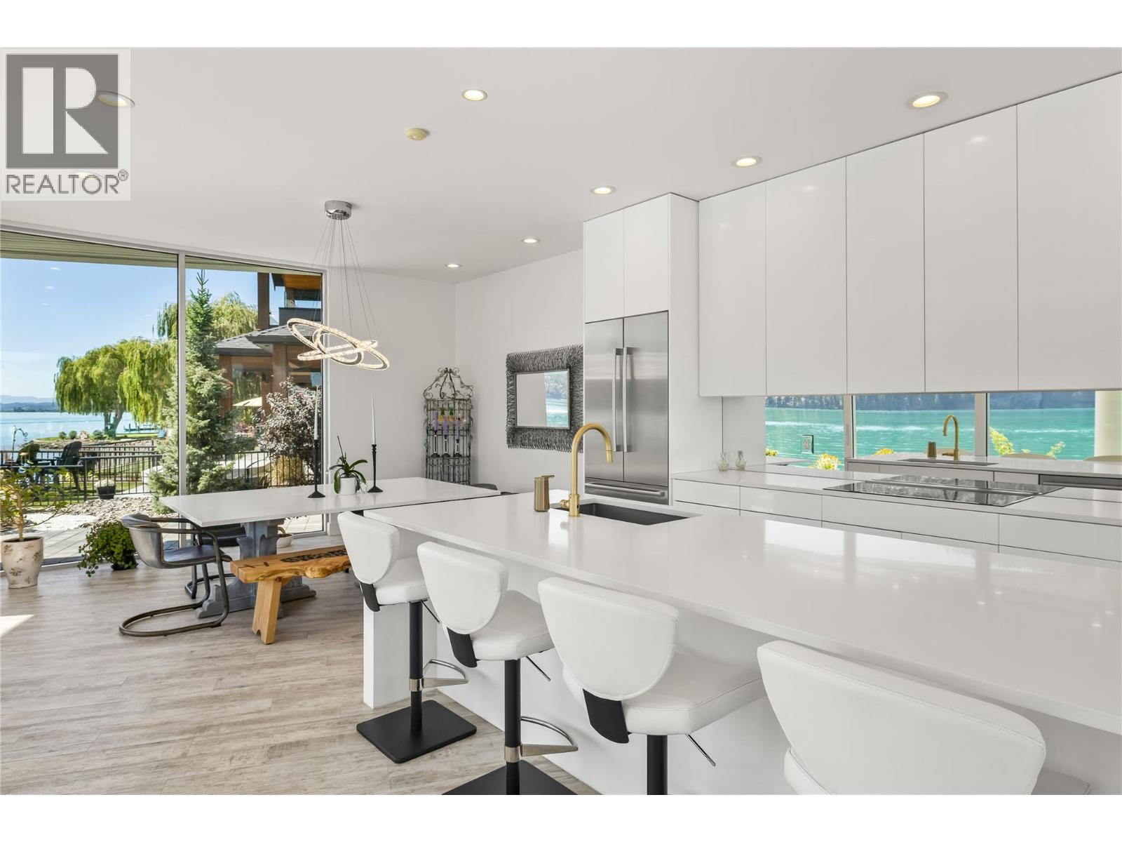 18451 Crystal Waters Road Unit# 8, Lake Country
