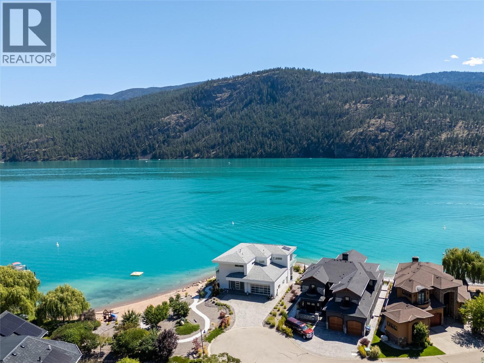18451 Crystal Waters Road Unit# 8, Lake Country