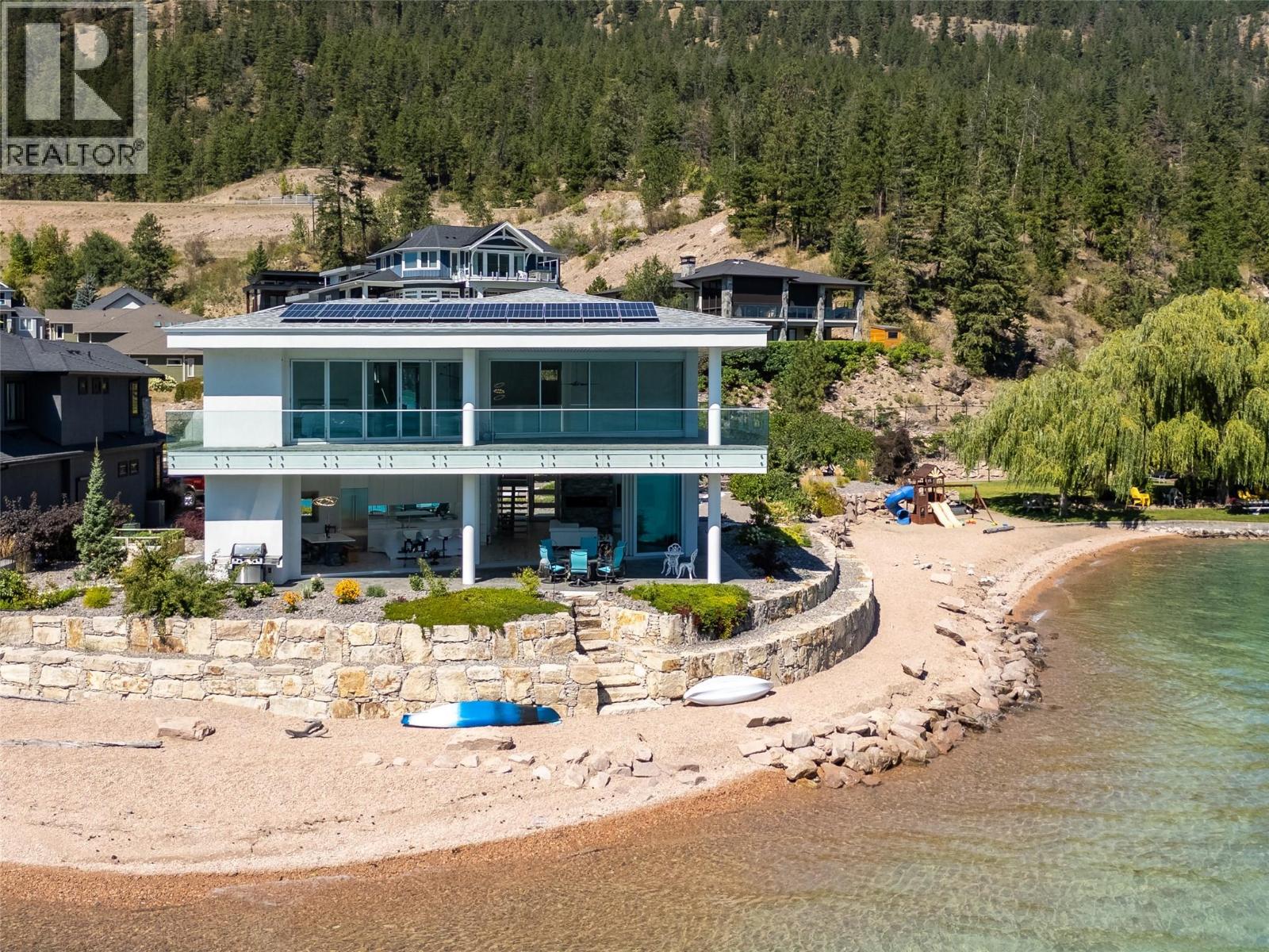 18451 Crystal Waters Road Unit# 8, Lake Country