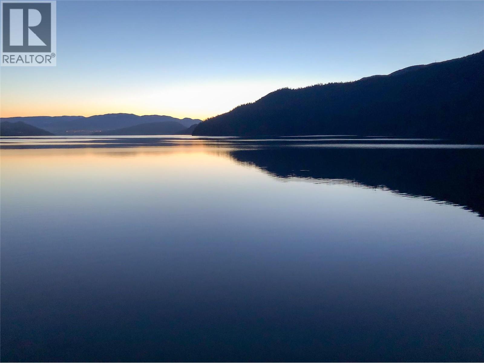 18451 Crystal Waters Road Unit# 8, Lake Country