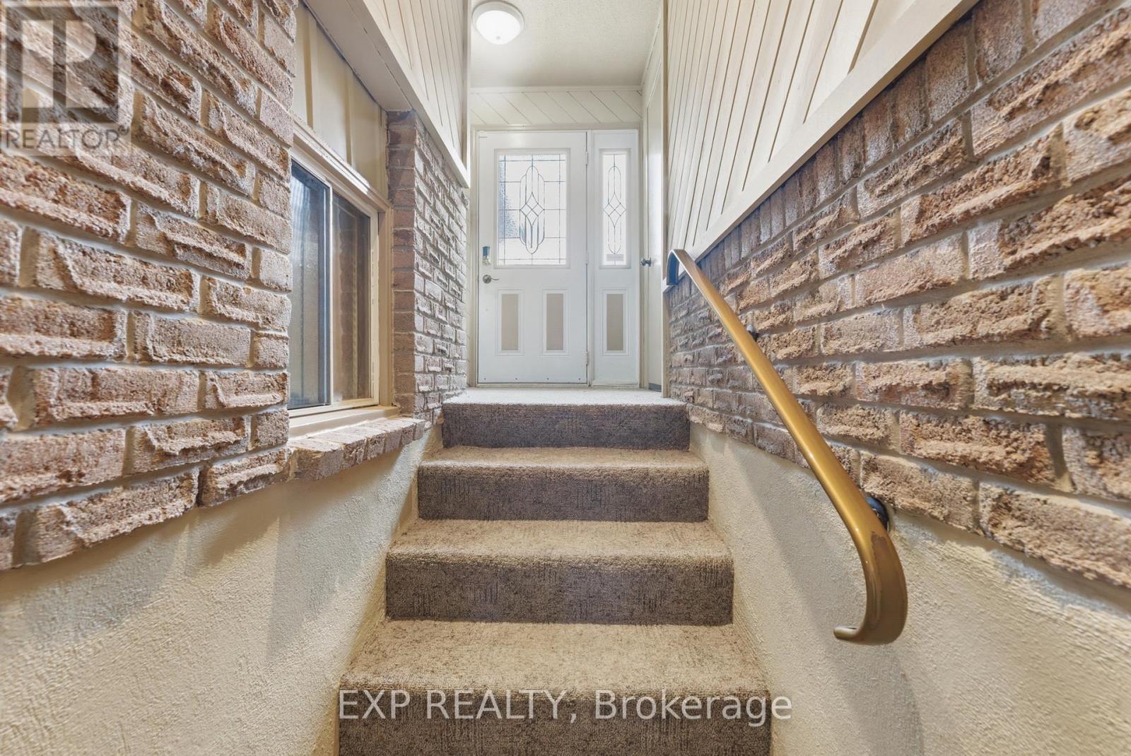 7551 FERN AVENUE - 34
