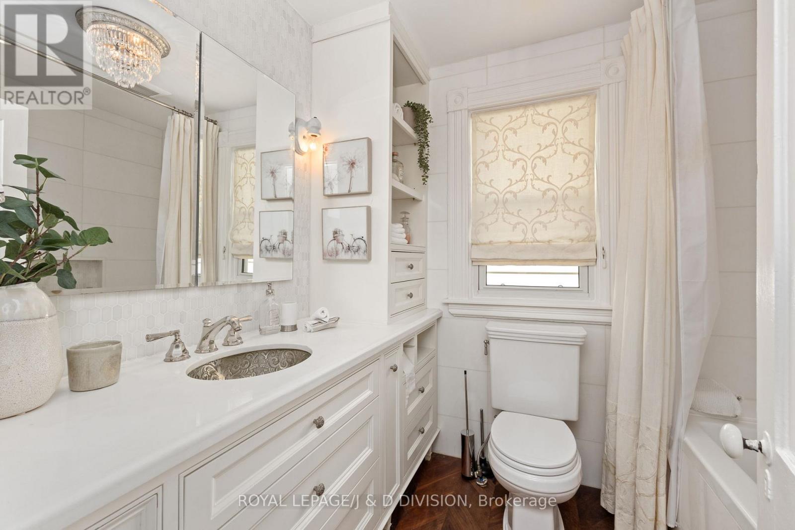 477 ROXTON ROAD - 23