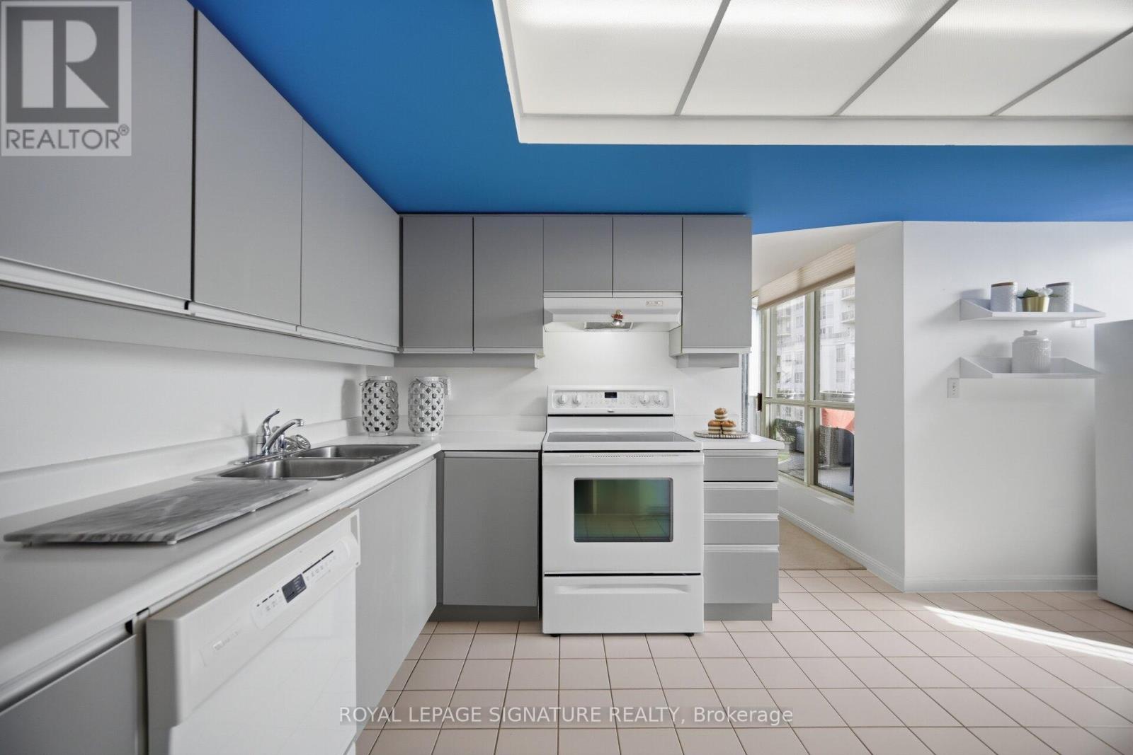 #2310 55 KINGSBRIDGE GARDEN CIRCLE - 10
