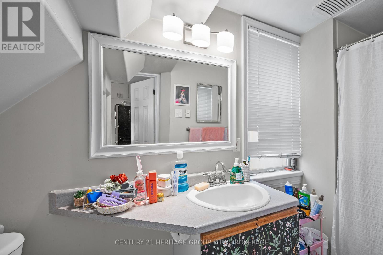432 BARRIE STREET - 16