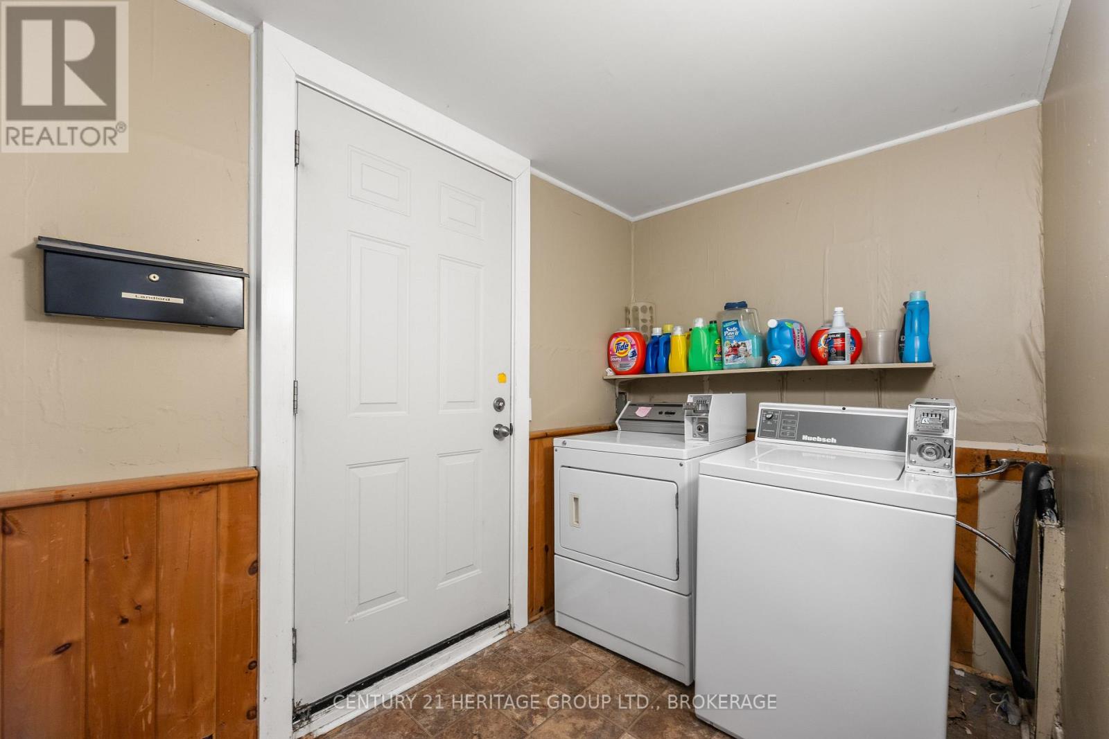 432 BARRIE STREET - 18