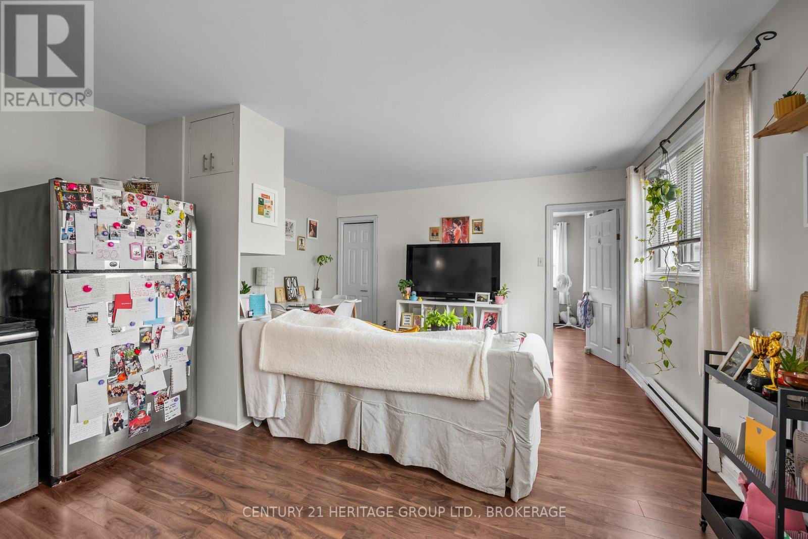 432 BARRIE STREET - 33