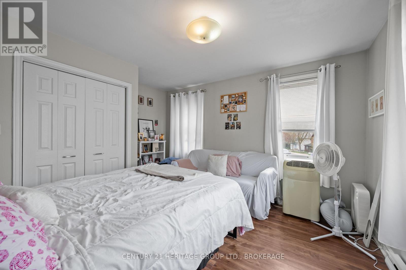 432 BARRIE STREET - 34