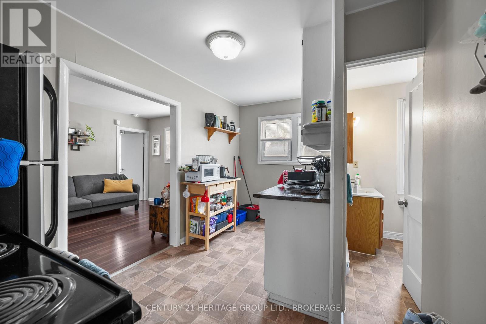 432 BARRIE STREET - 39