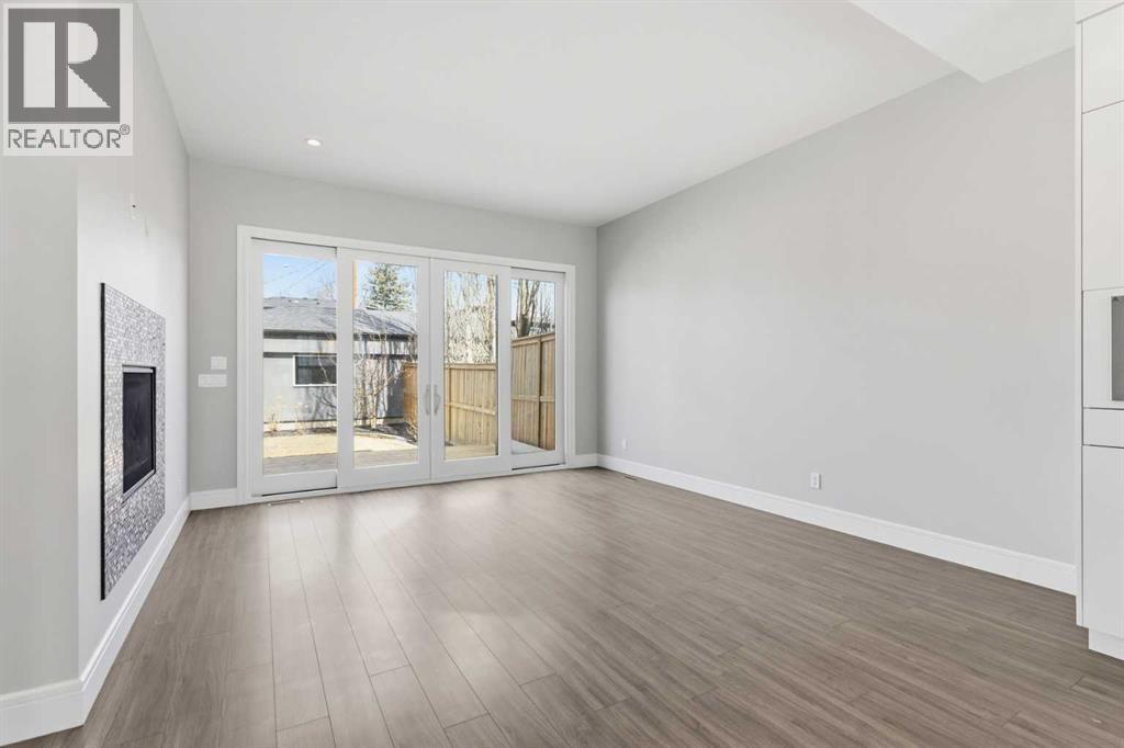 2052 46 Avenue SW - 19