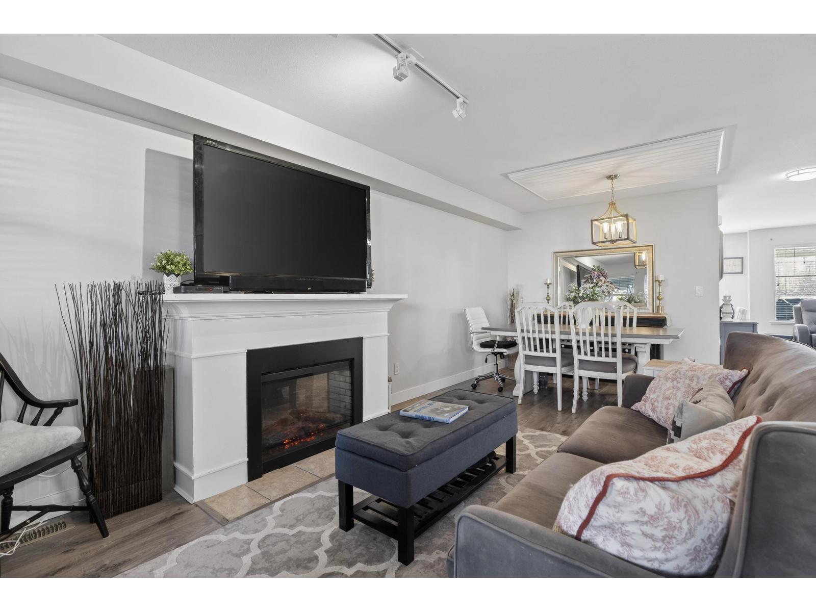 13 6568 193B Street - main photo