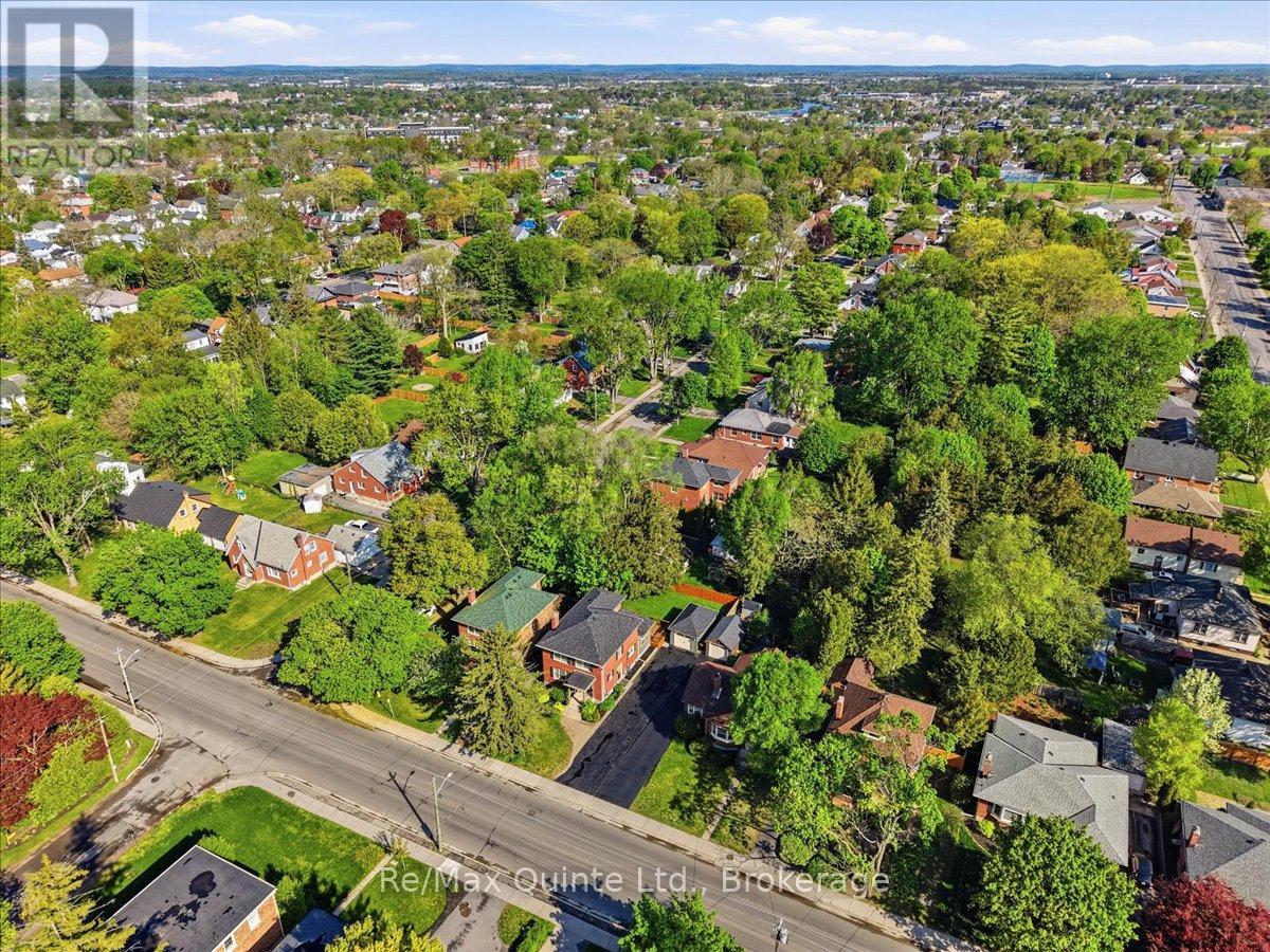 238 VICTORIA AVENUE - 49