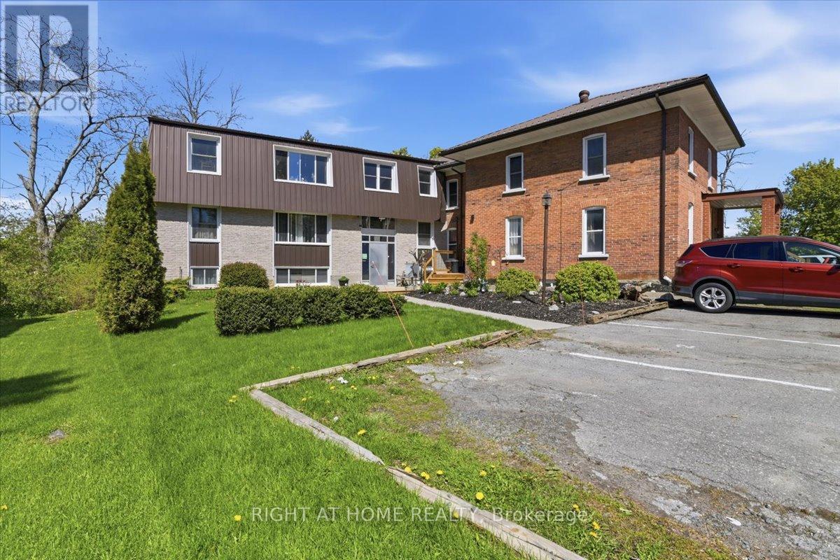 116 SASKATOON AVENUE N - 4