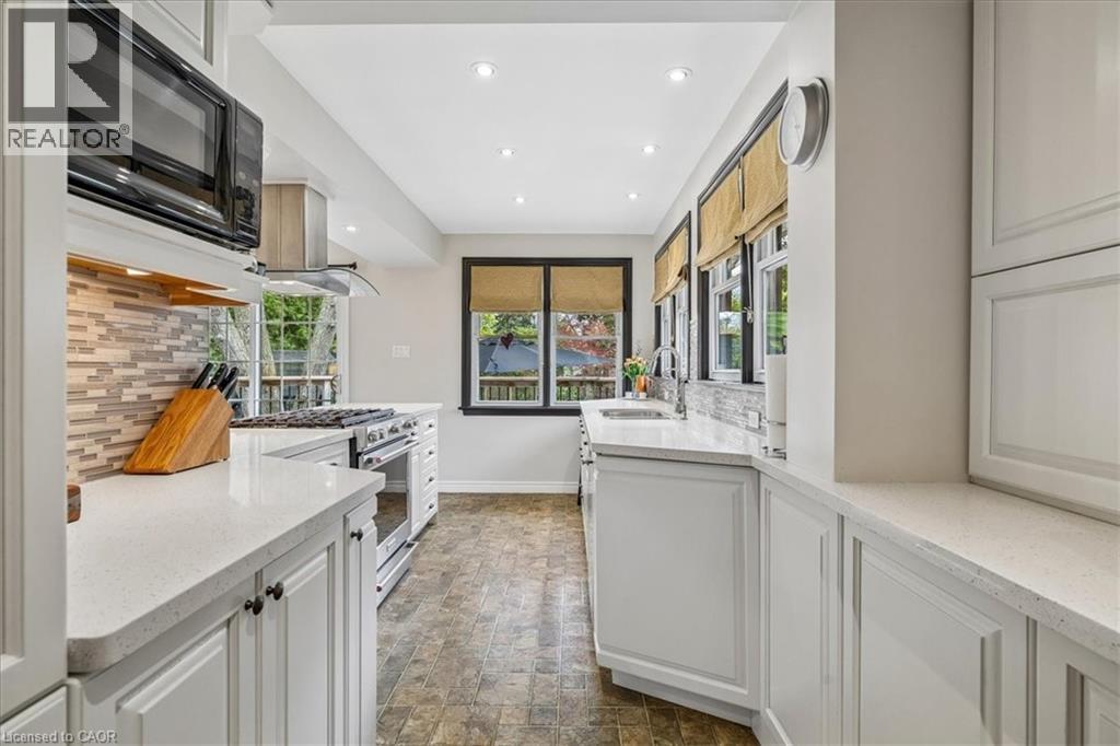 316 RIVER SIDE Drive, Oakville, Ontario, L6K3N4 — Photo 13