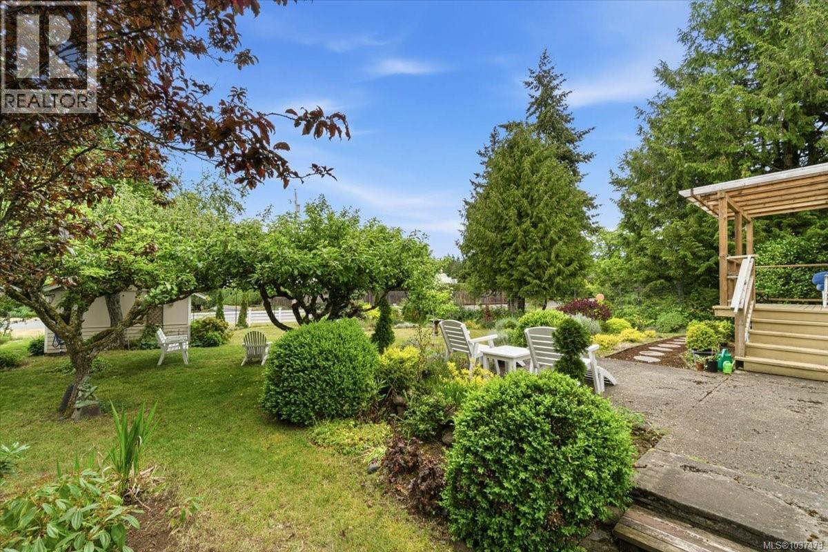363 Pioneer Cres - 14