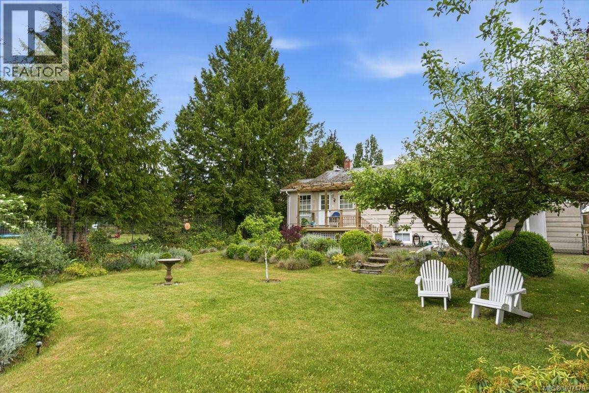 363 Pioneer Cres - 15