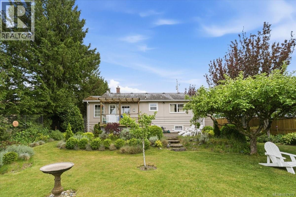 363 Pioneer Cres - 17