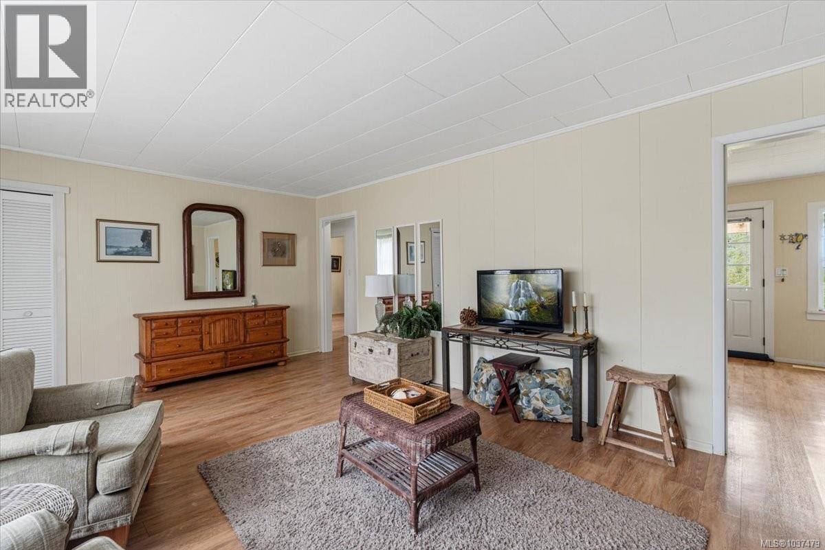 363 Pioneer Cres, Parksville