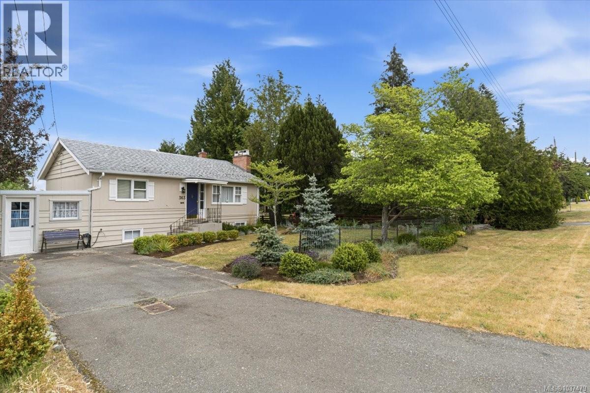 363 Pioneer Cres - 37
