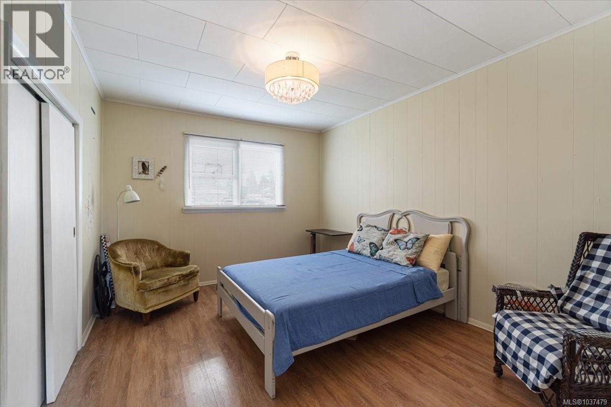 363 Pioneer Cres, Parksville