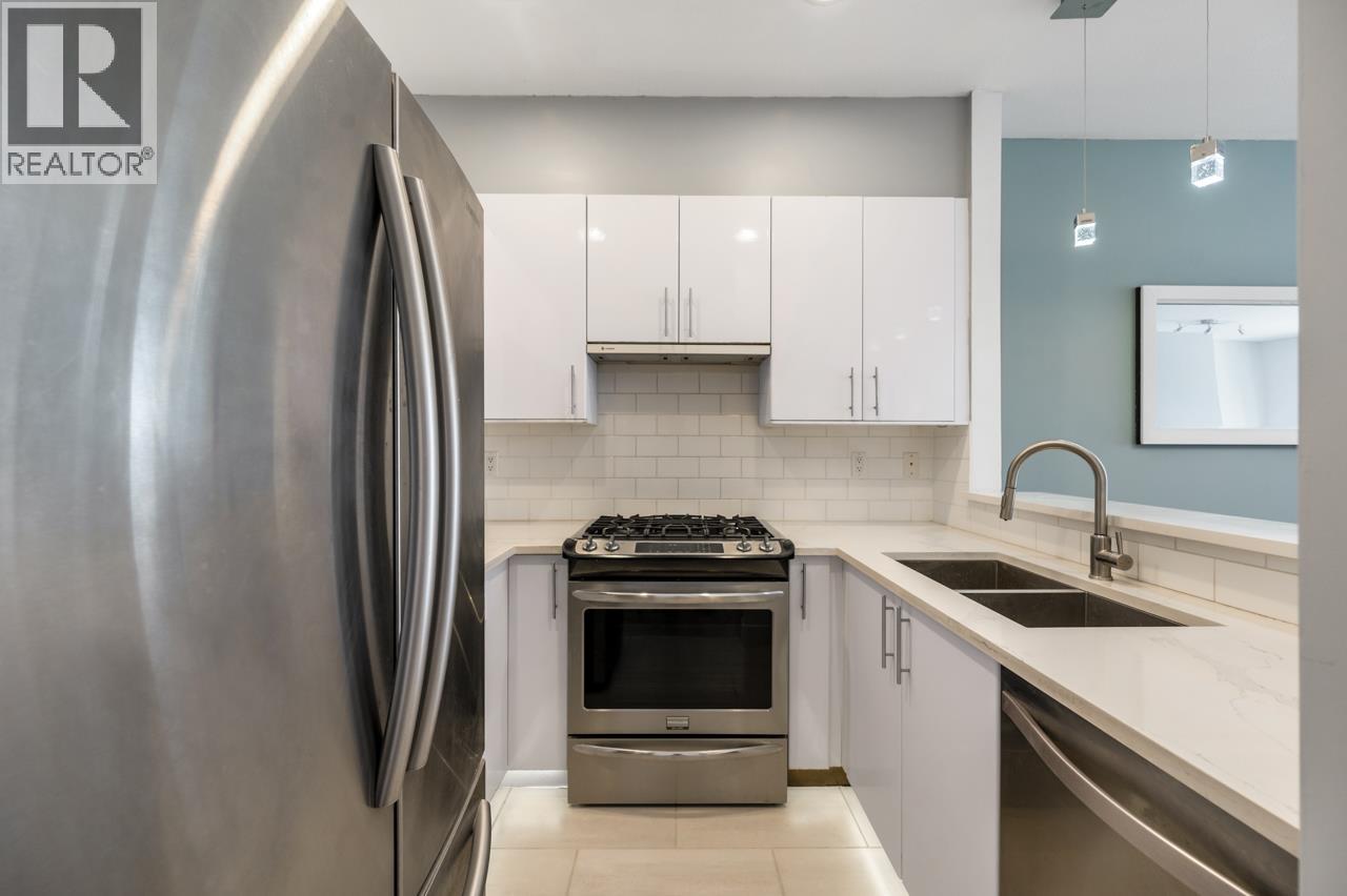 2 Bed, 2 Bath Townhouse for Sale in Richmond – 8 7833 HEATHER STREET, Richmond – MLS# R3125630 - Image 6