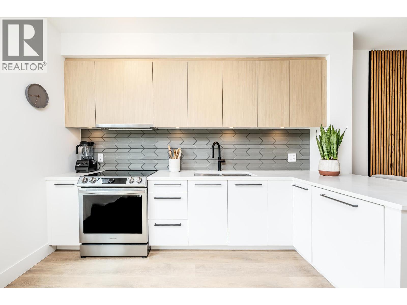 38036 KEEL WAY, Squamish
