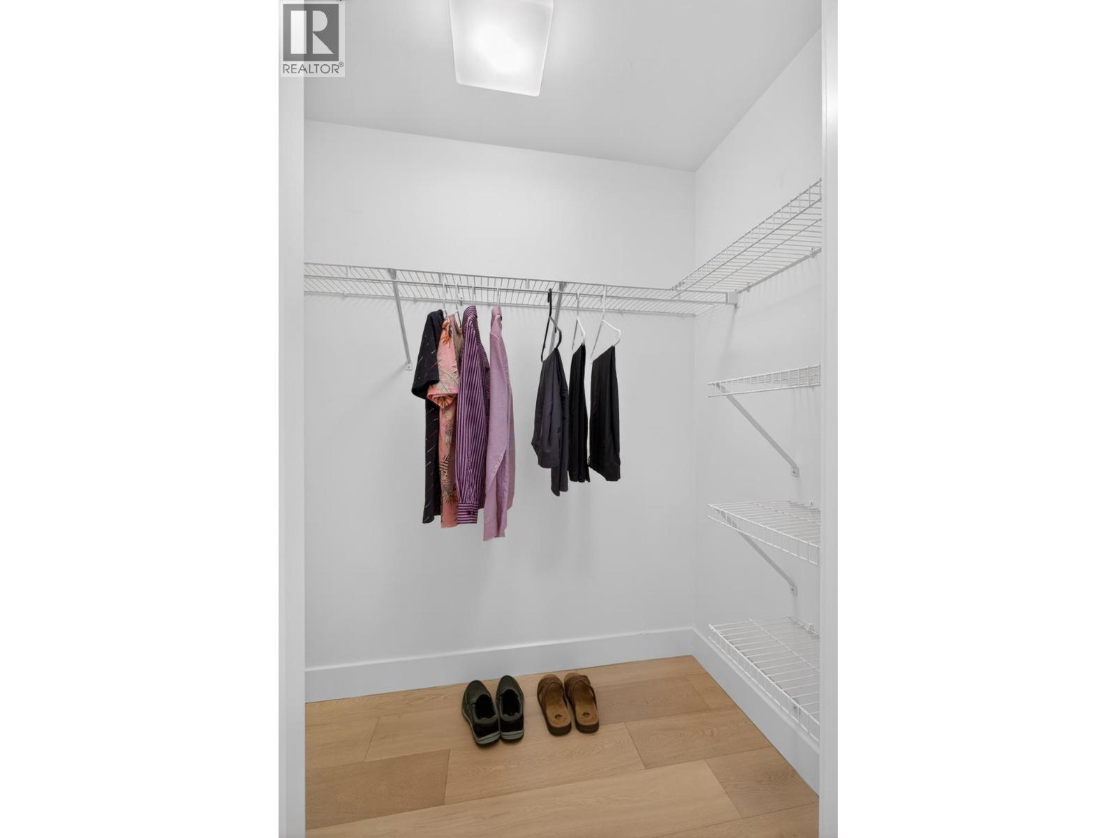 306 1628 W 4TH AVENUE, Vancouver